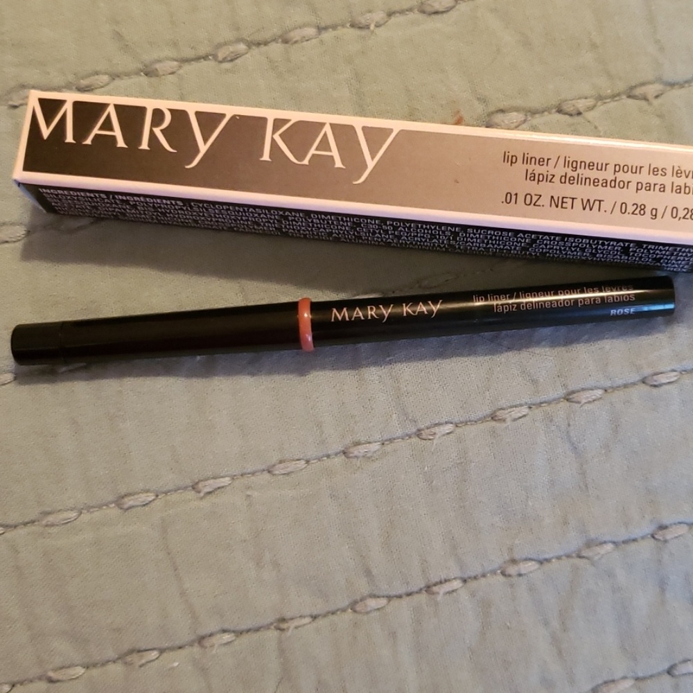 Rose Lip Liner